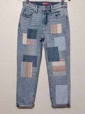 Lucky Brand Patchwork Light Wash Jeans with Multicolor Textile Patches